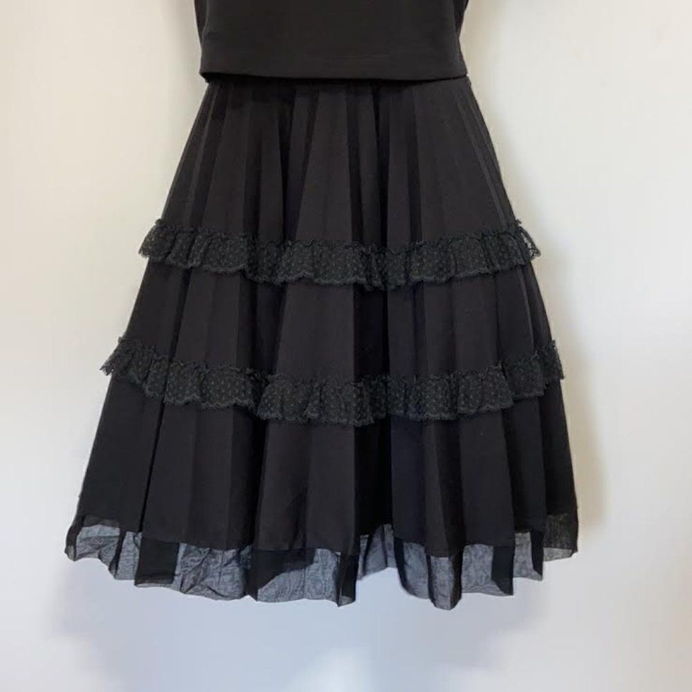 RED VALENTINO BLACK LACE LINED FIT AND FLARE COCKTAIL DRESS NWOT MED - Picture 2 of 5